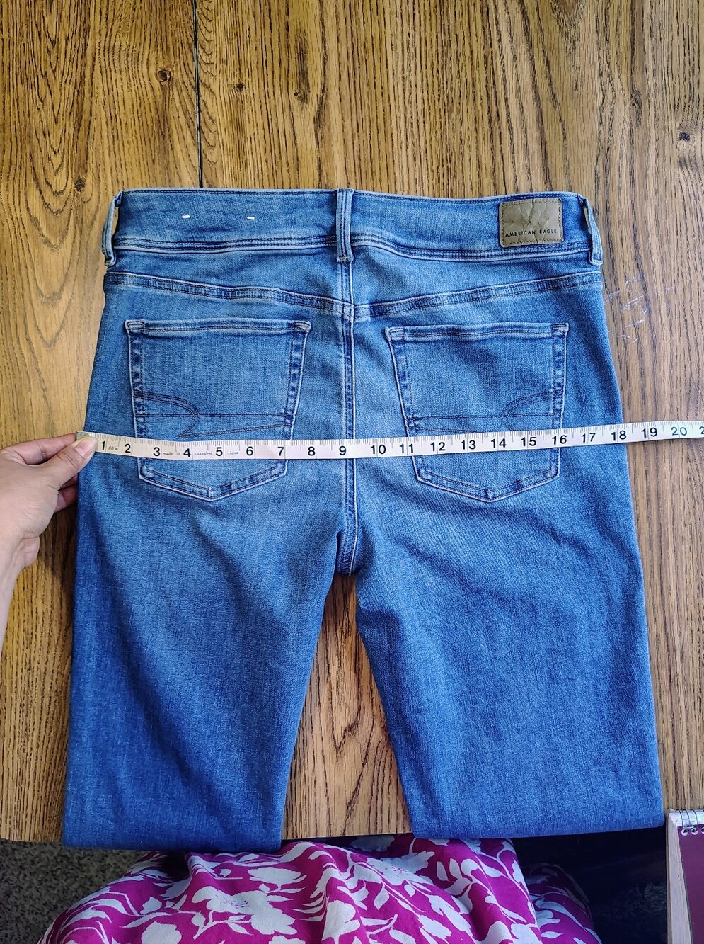 American Eagle Kick Bootcut Mid Rise Women's Jeans Medium Wash sz 10. - Picture 11 of 16